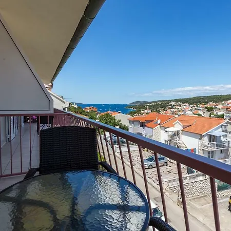 Sanja Pensjonat Hvar Town