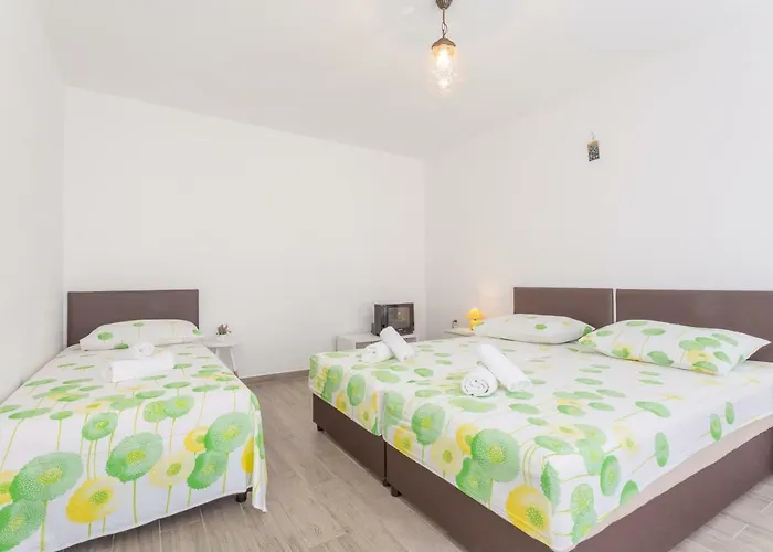 Sanja Affittacamere 3*