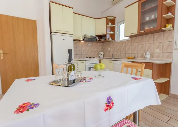 Sanja Affittacamere 3*